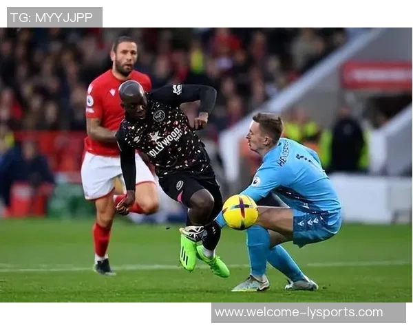 萨拉夫表现不佳半场仅得2分3助攻却犯规5次显露稚嫩状态